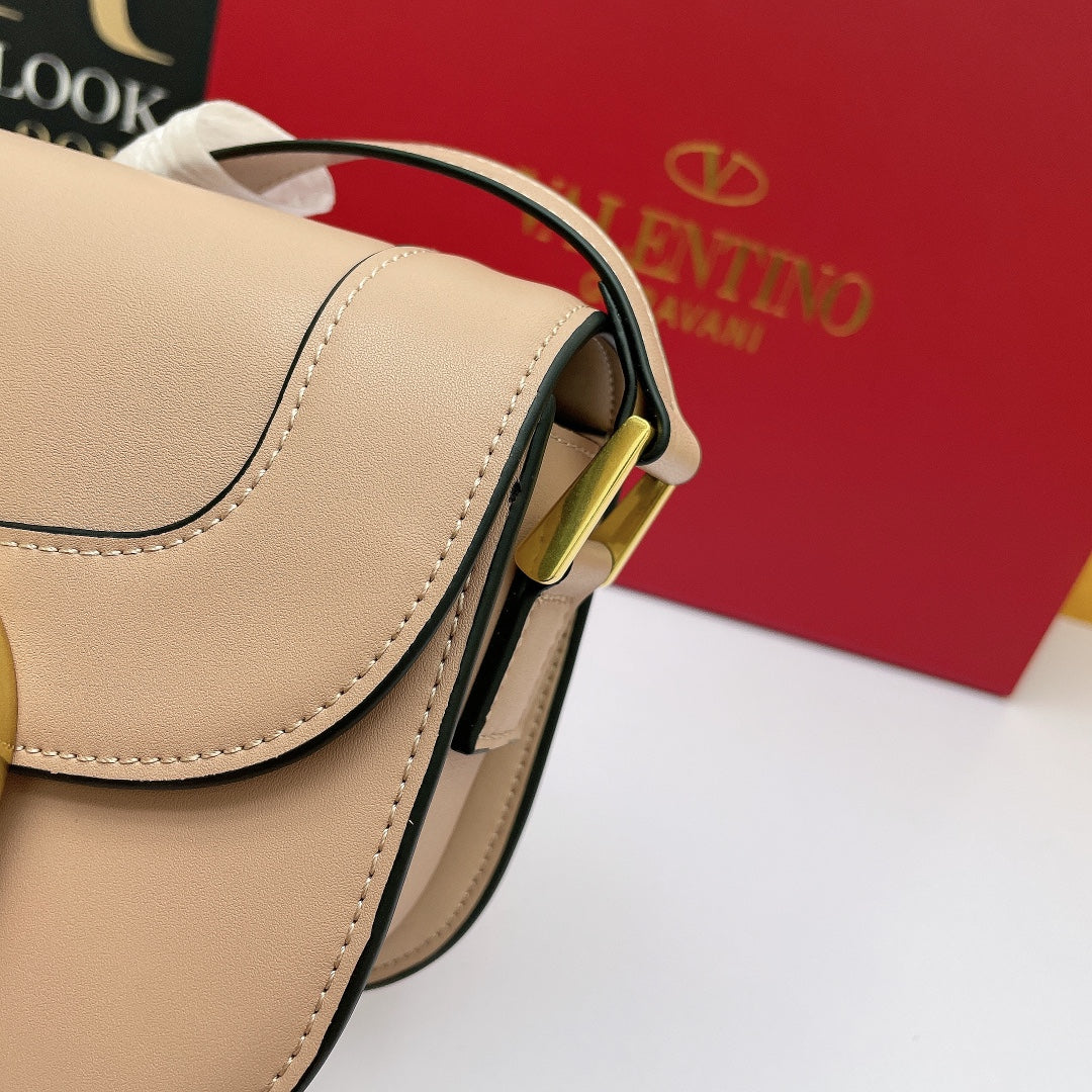 5A45BDE Stylish leather bag 
