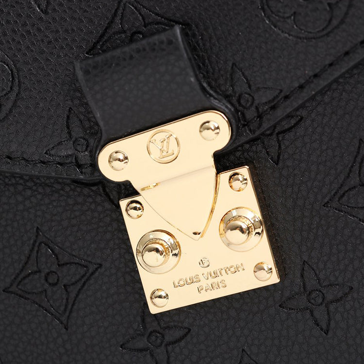 AE92BDE Stylish leather bag 