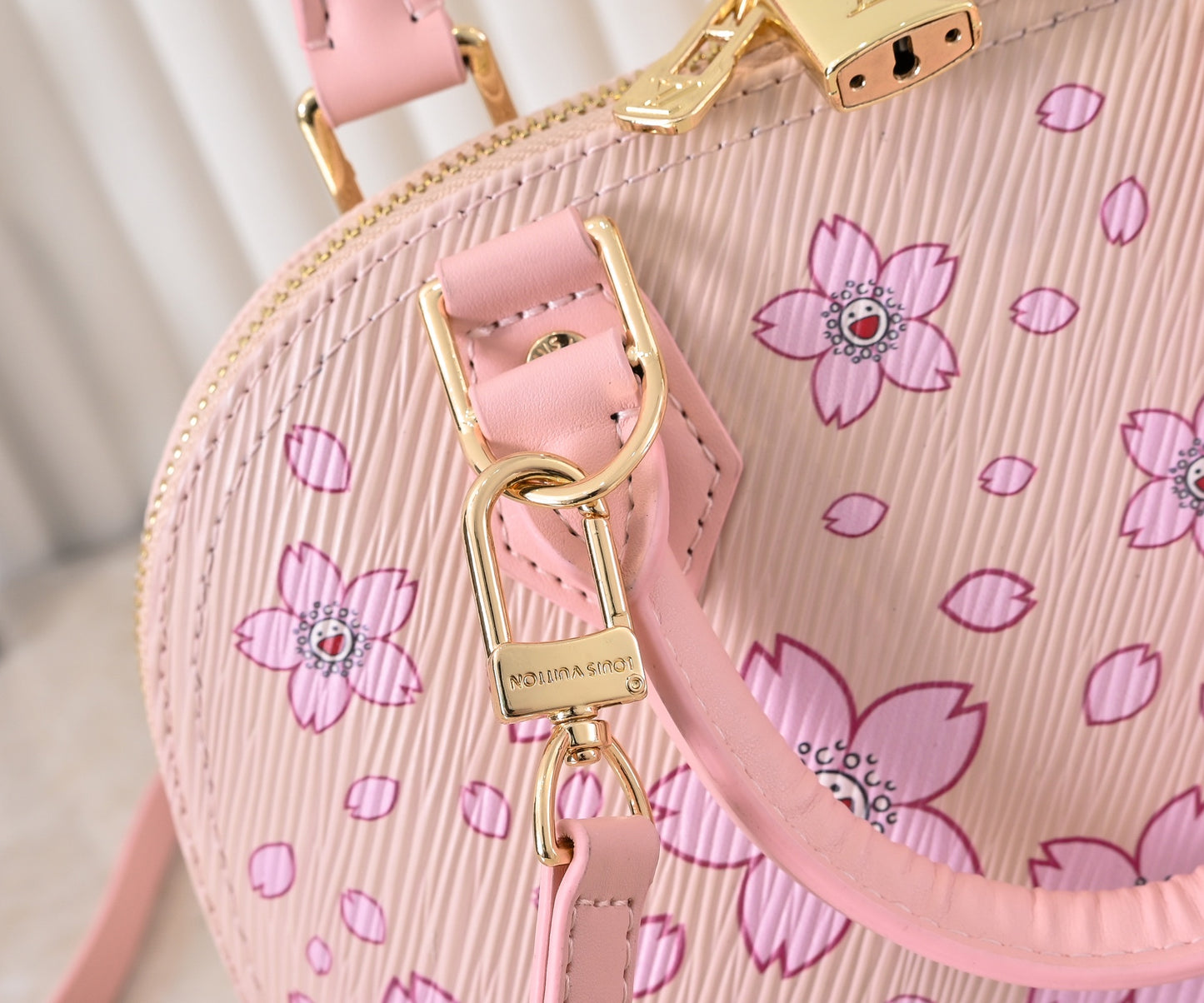 155NE2BDE Stylish leather bag