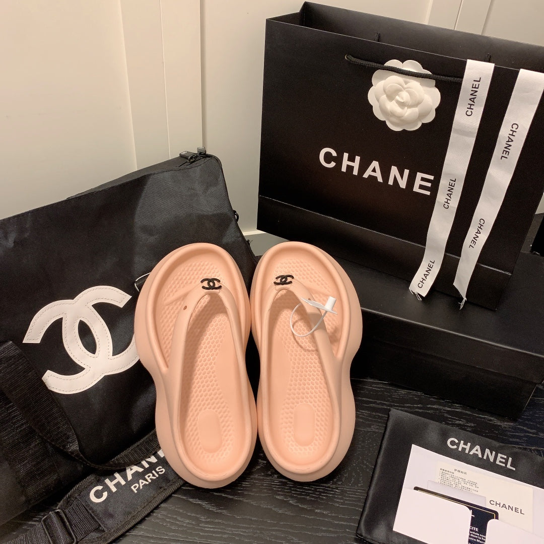 14C190ZDE Stylish Slippers