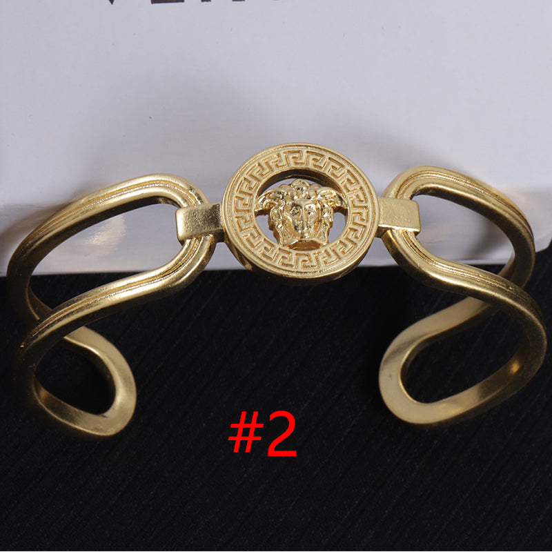 14V316KDE Stylish Bracelets