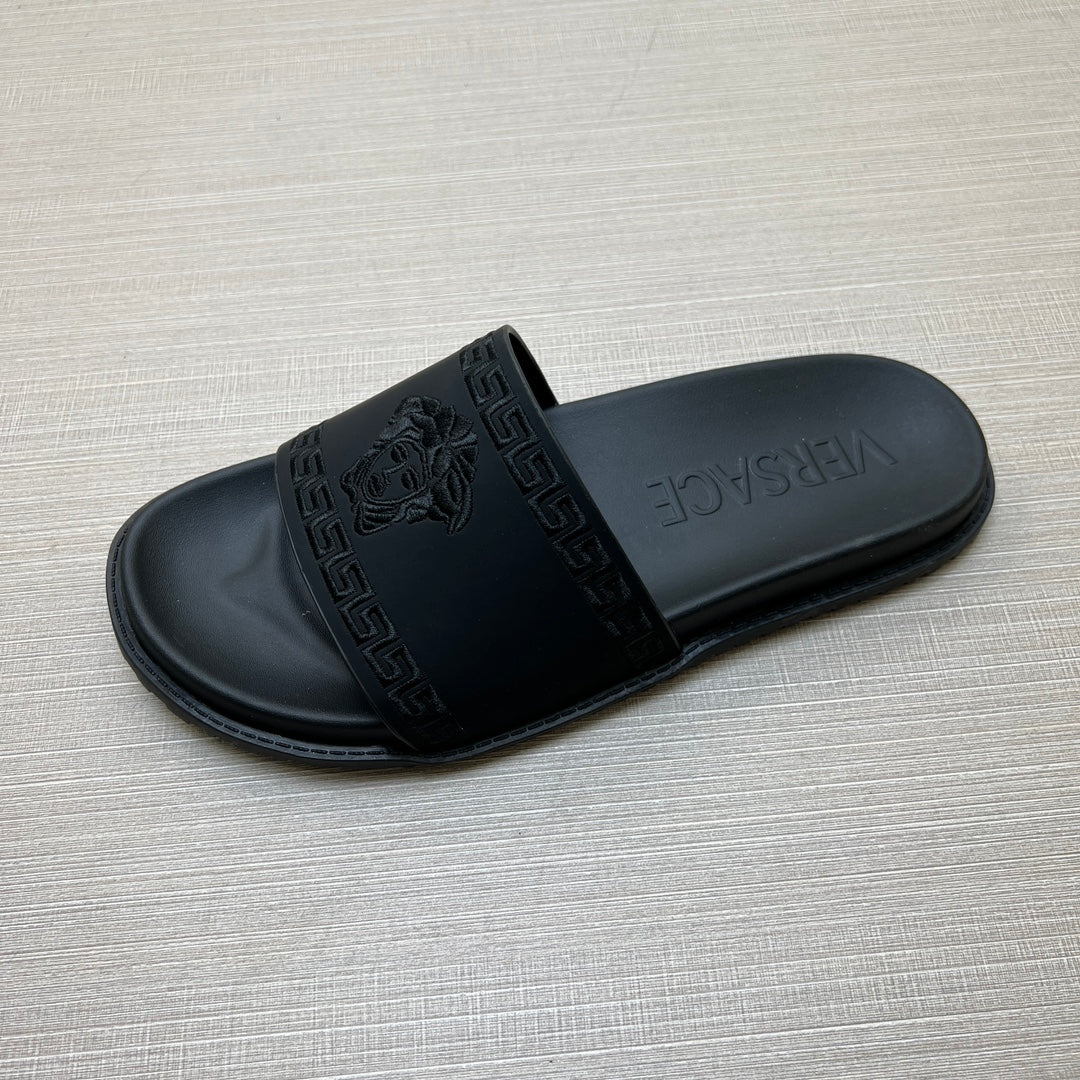 54V53ZDE Stylish slippers