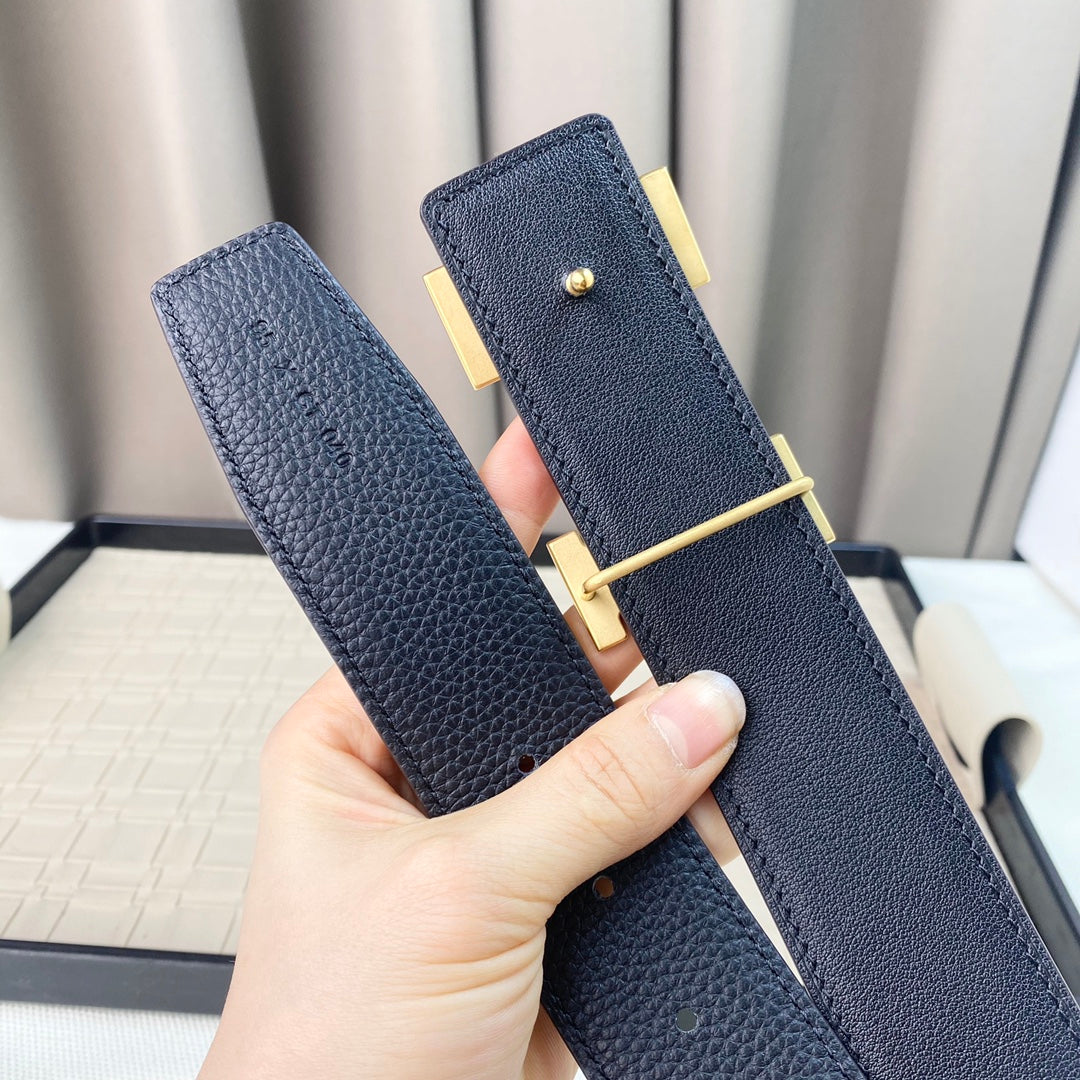 14H114PDE Stylish  High quality belt With full package