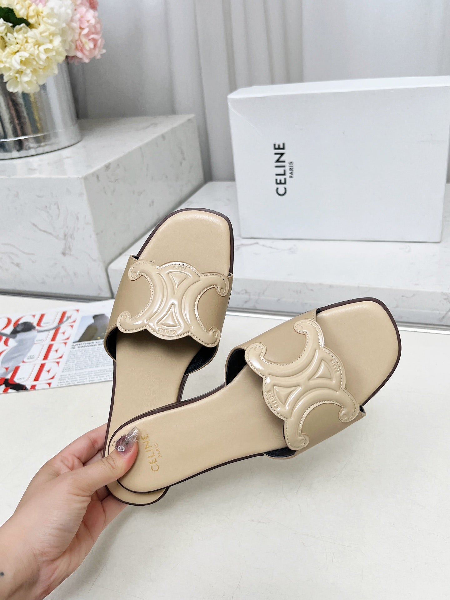 255QA52ZDE Stylish leather shoes