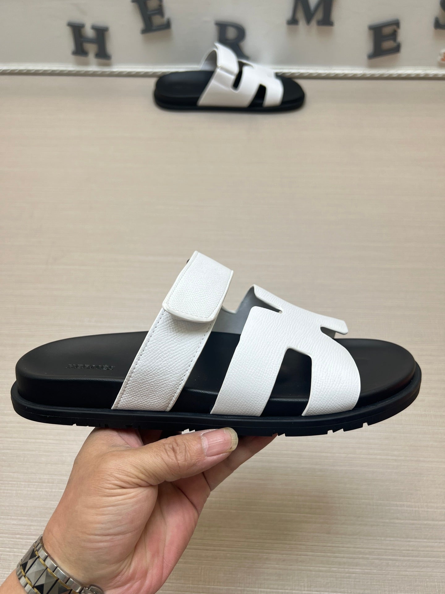 535RH6ZDE Stylish Slippers shoes