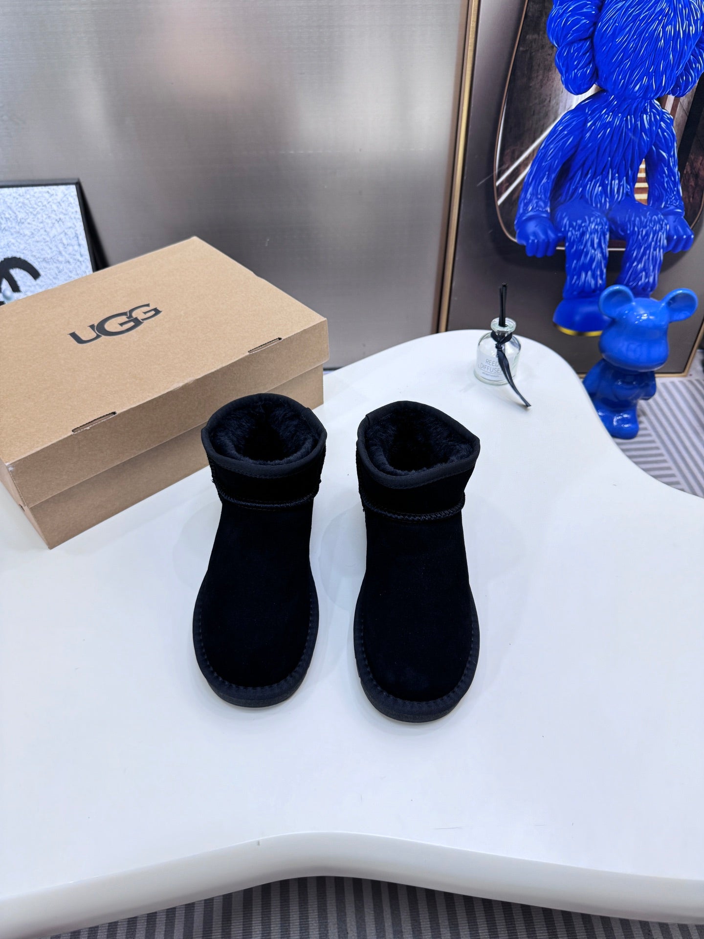 1LU10ZDE Stylish snow boots