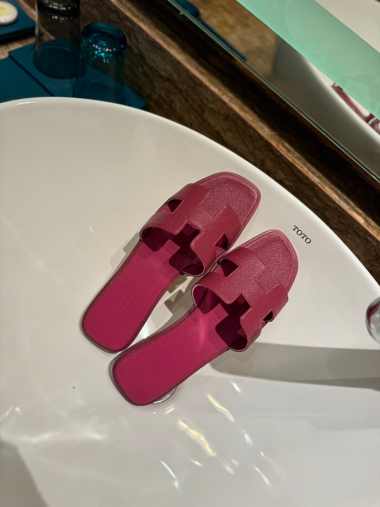 1ZH235ZDE Stylish Slippers