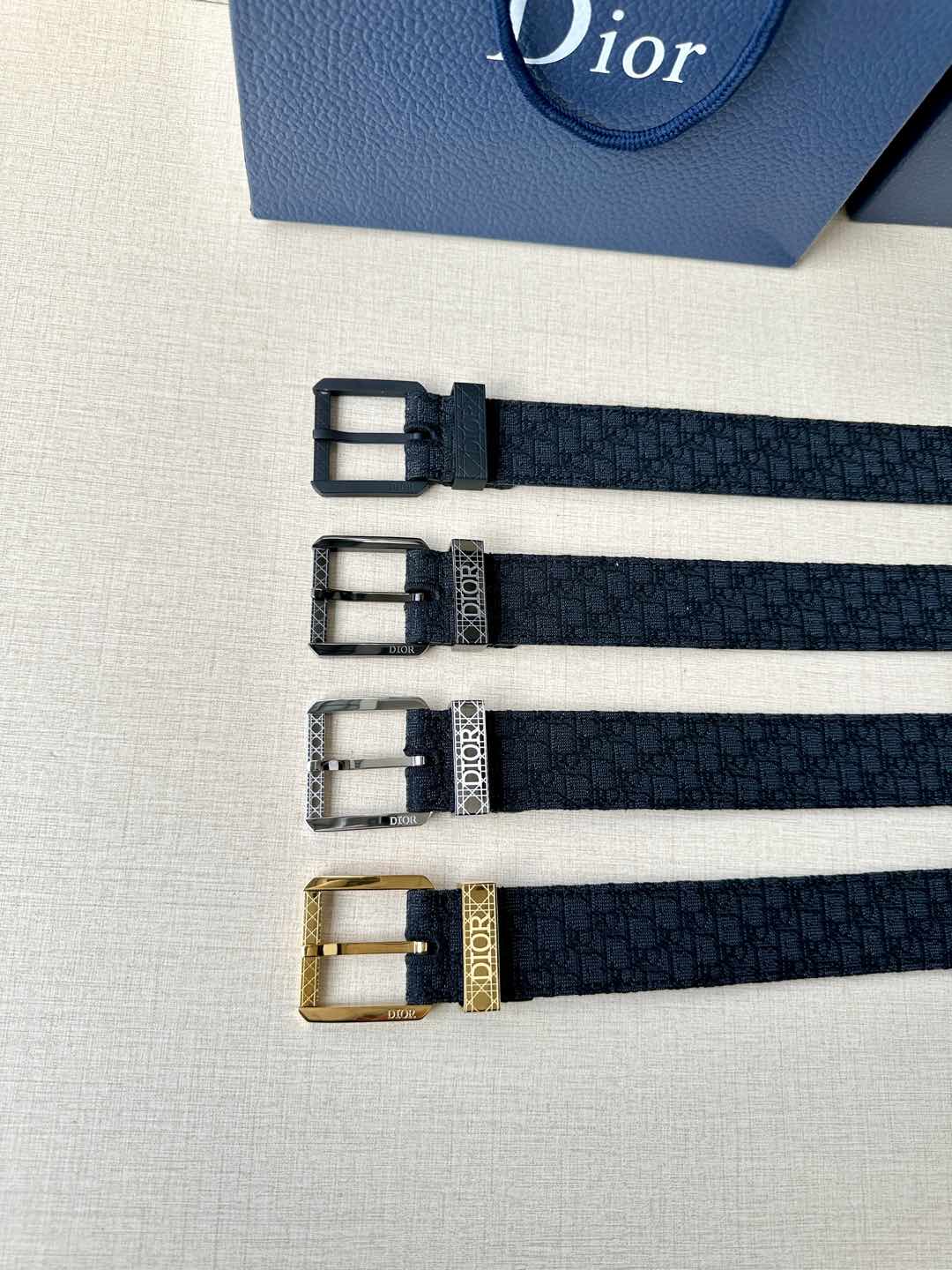 1WD156PDE Stylish  High quality belt With full package