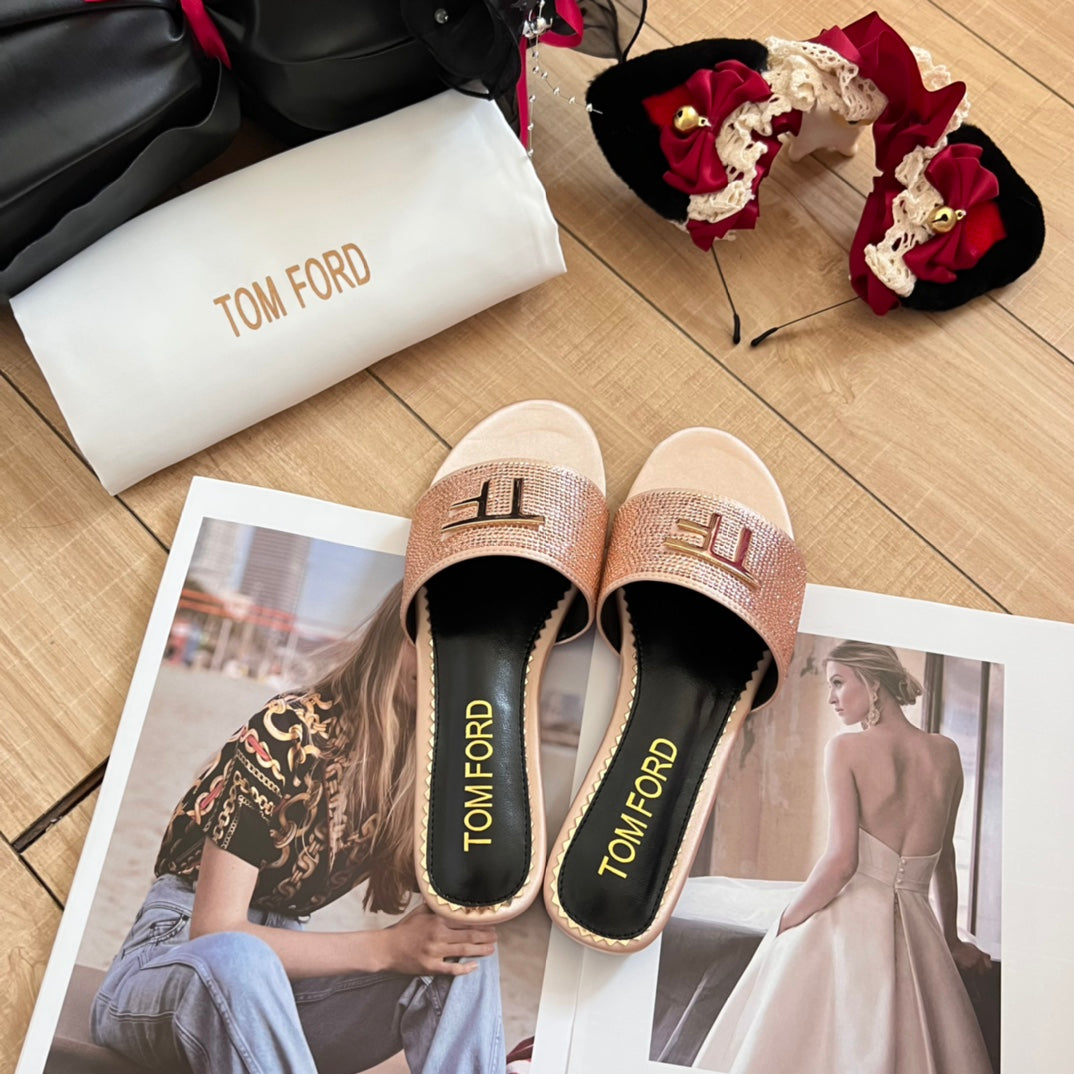 14A89ZDE Stylish Slippers