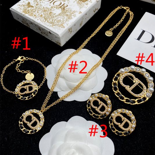 1XA583XDE Stylish  Earrings Brooch  Bracelets Necklaces