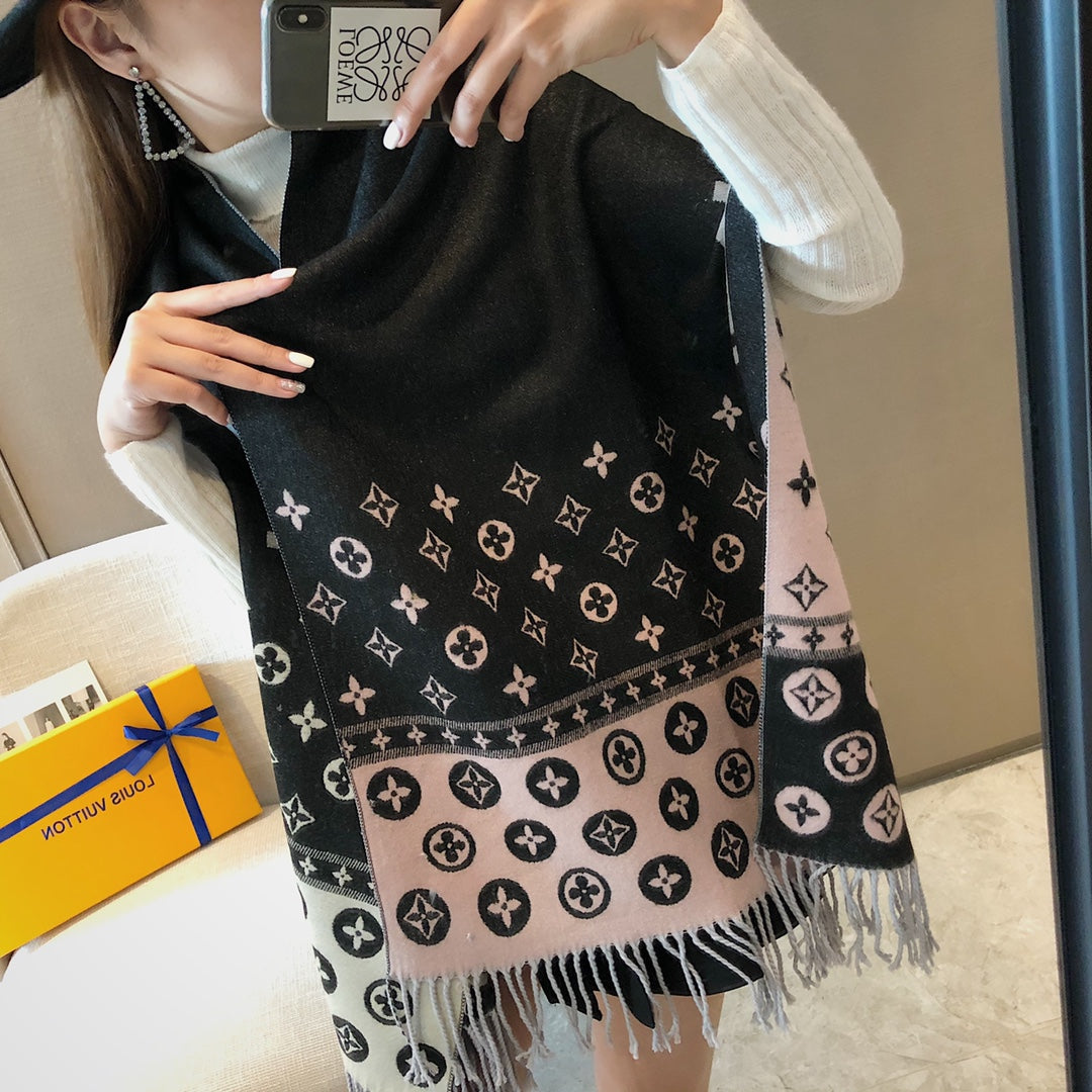 175RE45WDE Stylish Winter Scarves