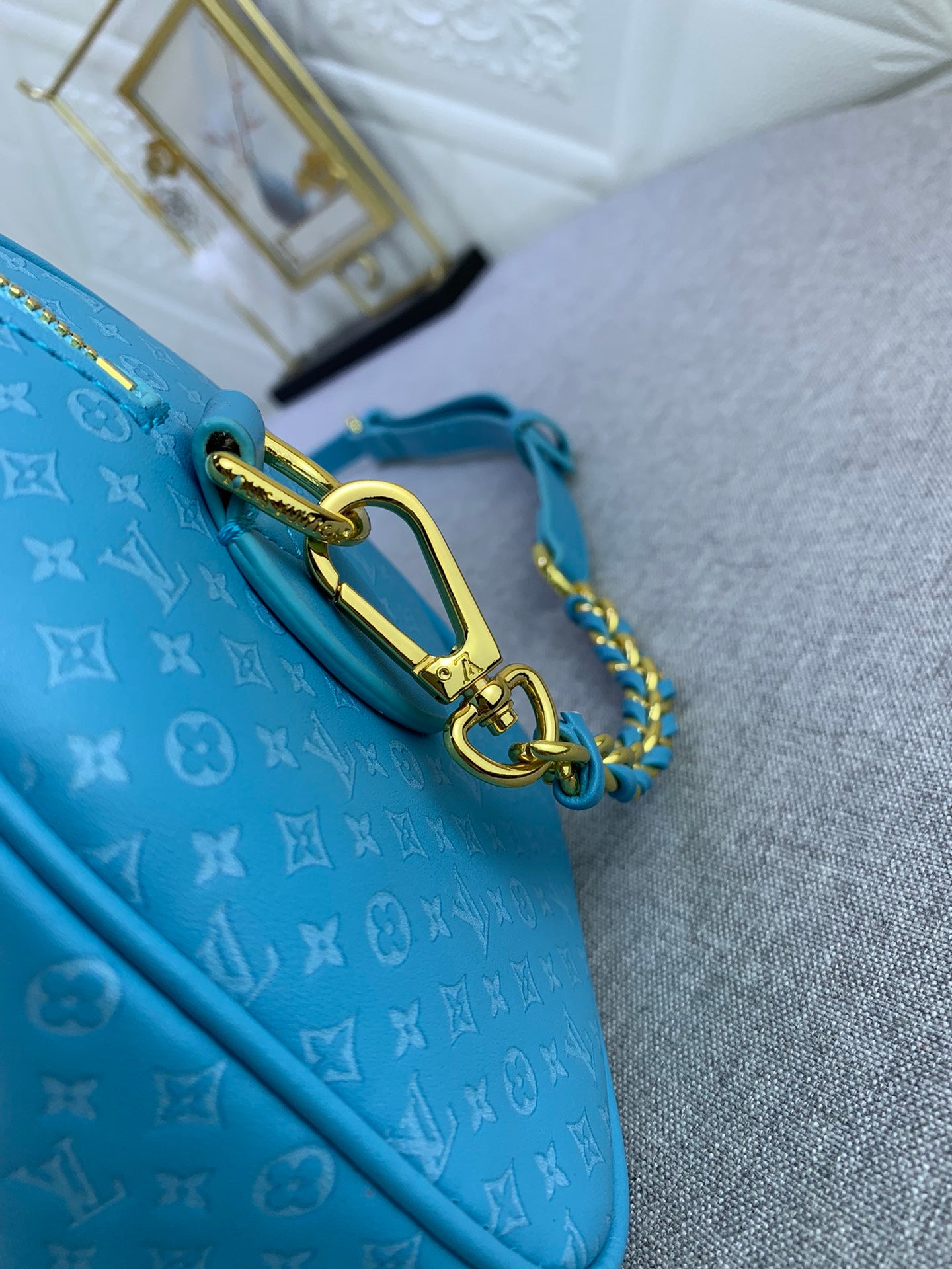 1XE143BDE Stylish leather bag 