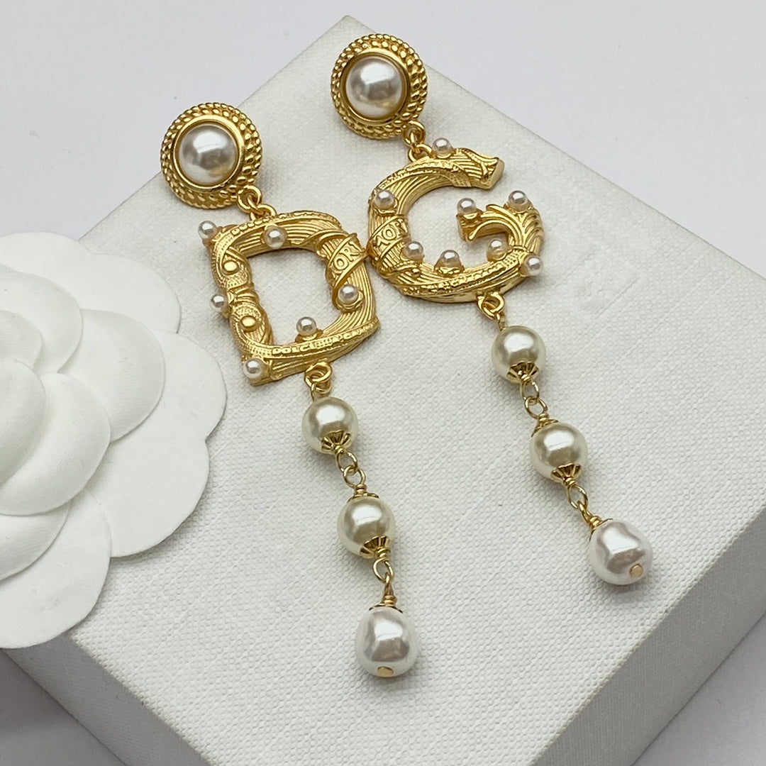 1NA142EDE Stylish Earrings