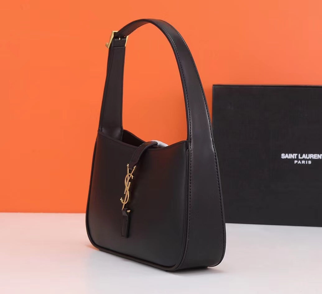 4XSL29BDE Stylish leather bag 