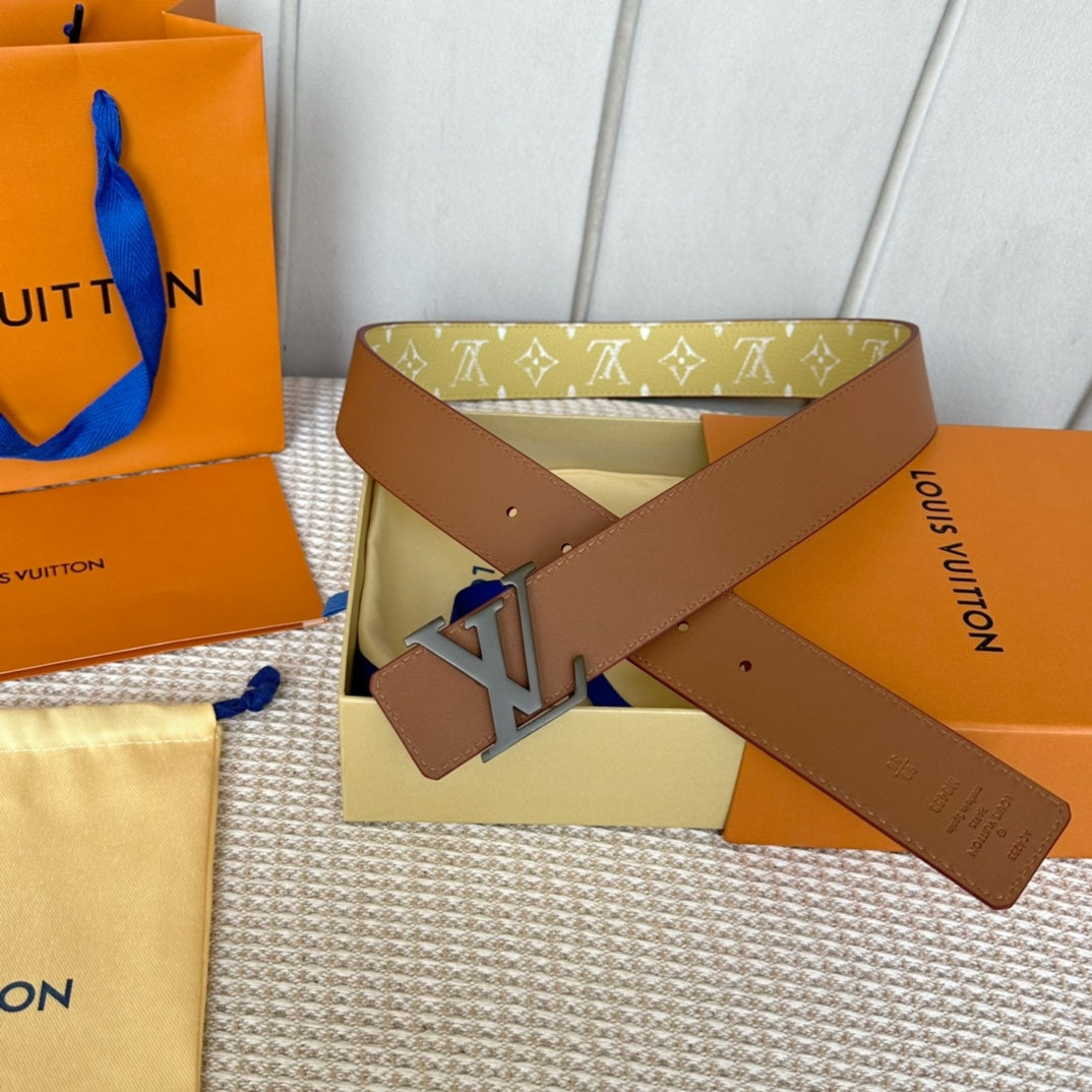 14E131PDE Stylish  High quality belt With full package