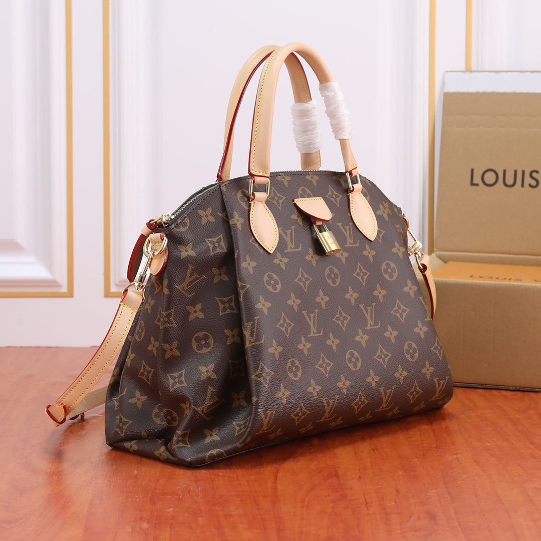 2XE126BDE Stylish leather bag 