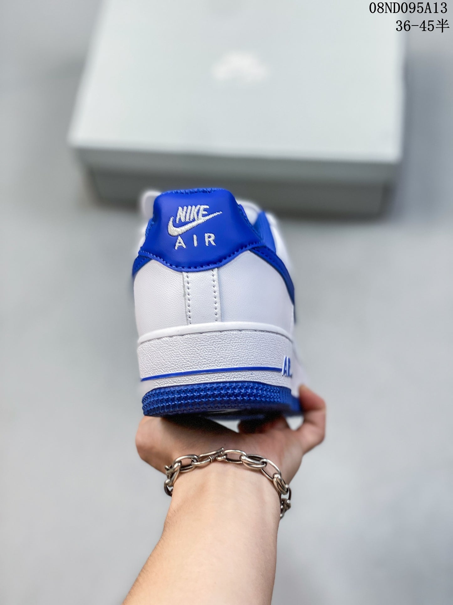 4YN33ZDE Stylish Sneakers (No Box, August-October Big Sale)