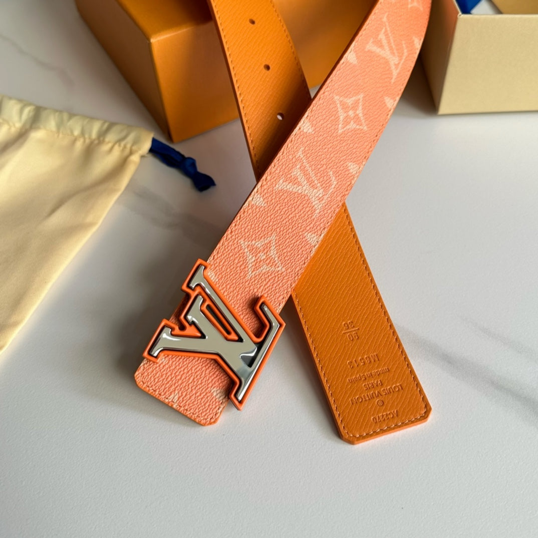 14E59PDE Stylish  High quality belt With full package