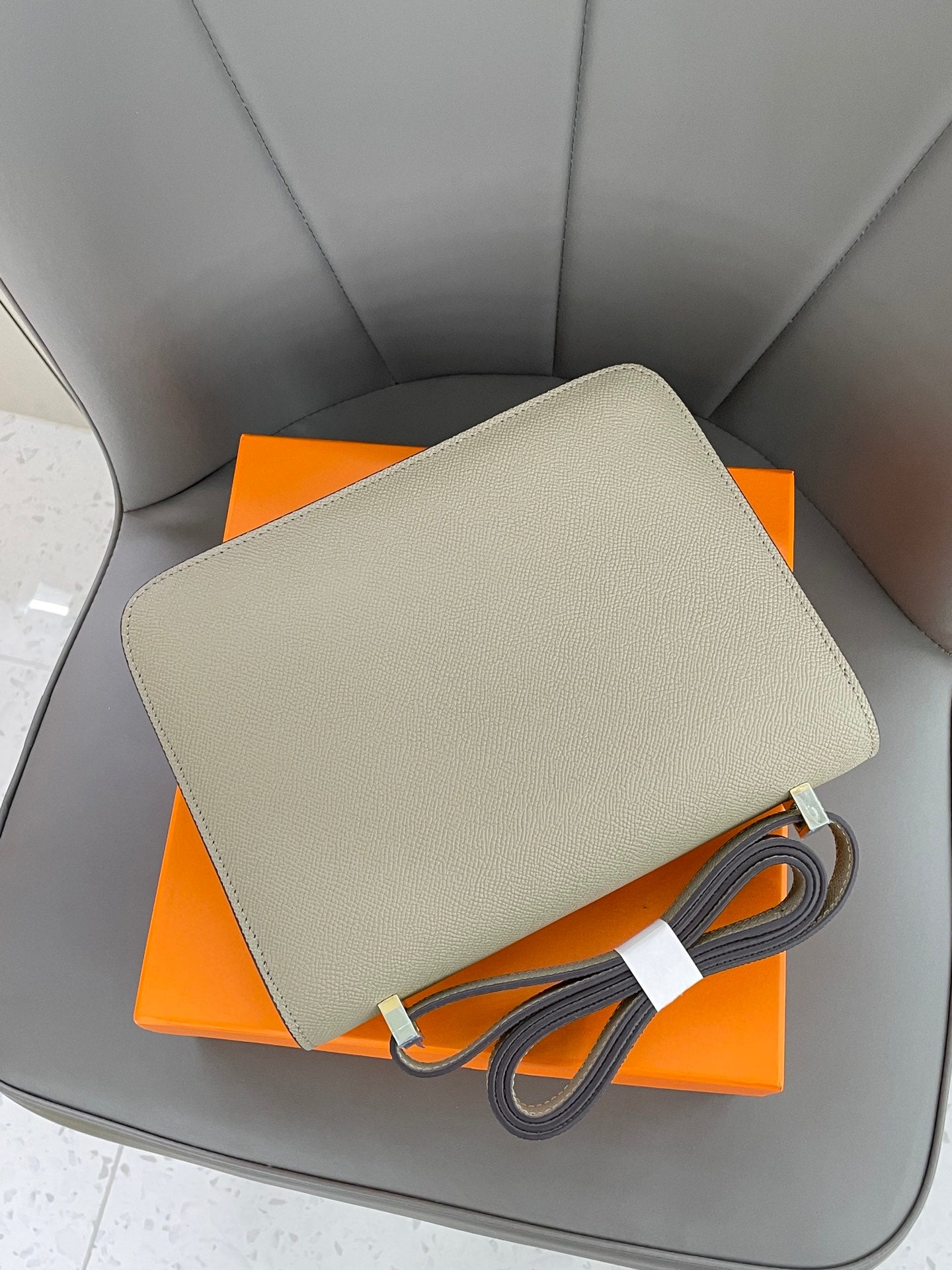 155NH64BDE Stylish leather bag