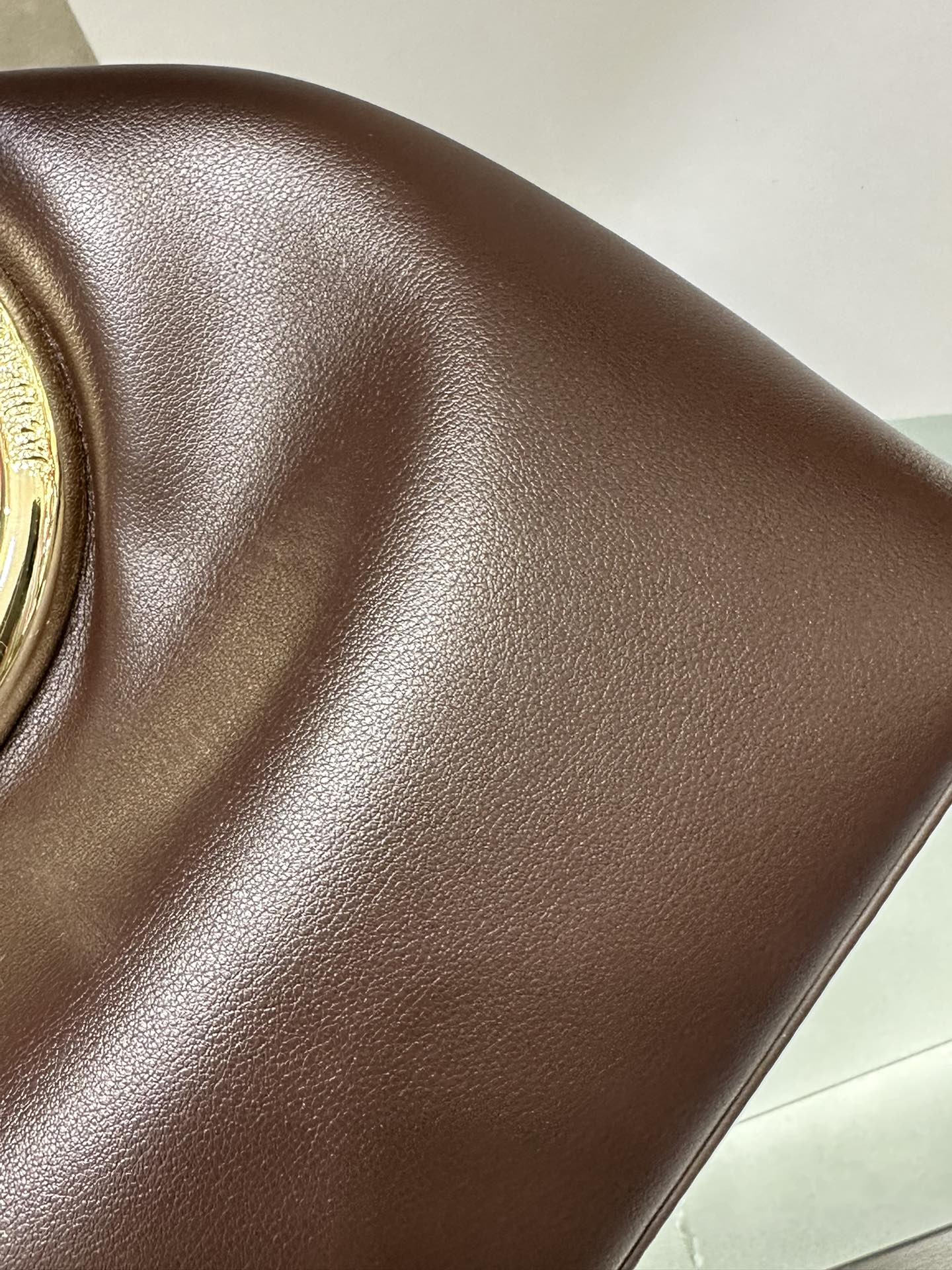 155NA12BDE Stylish leather bag