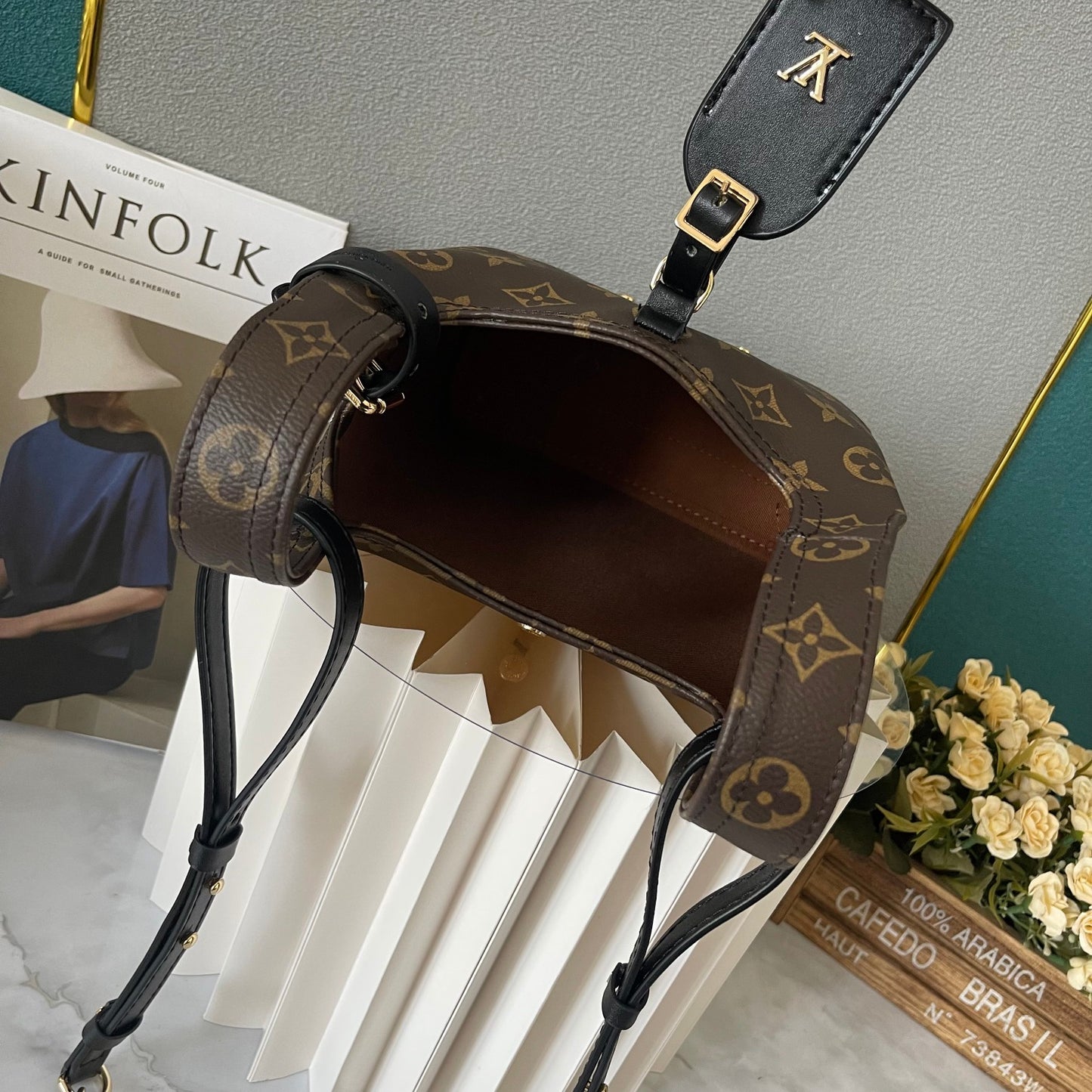 1XE274BDE Stylish leather bag 