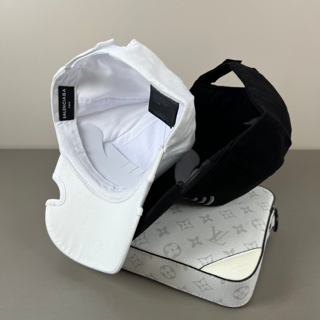 125ZJ526MDE Stylish hats