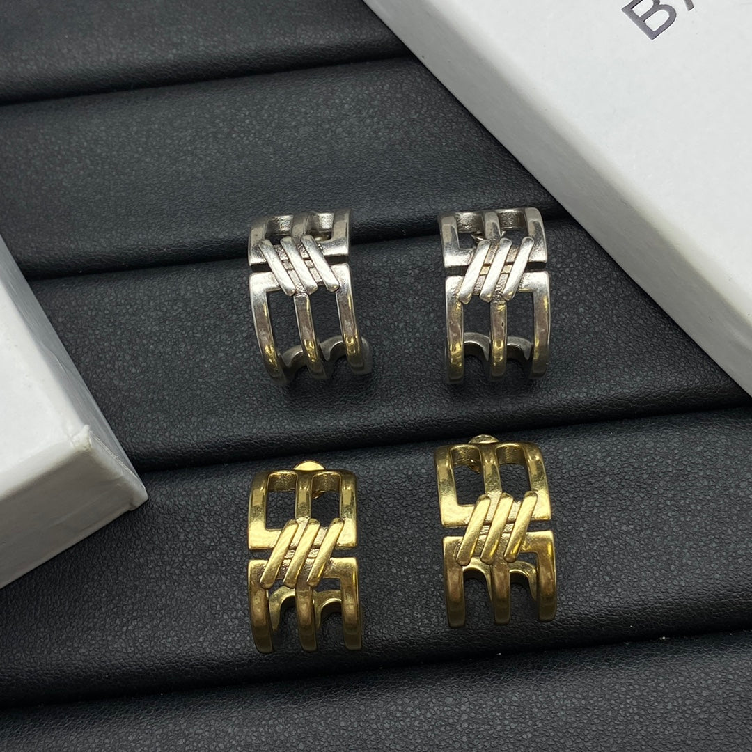 1YJ437EDE Stylish Earrings