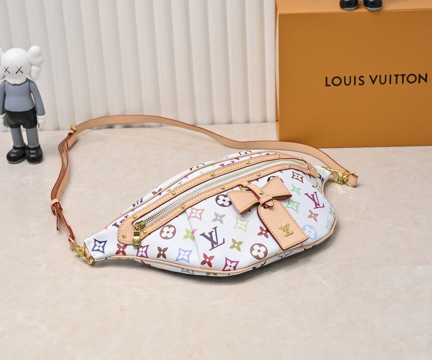 2WE10BDE Stylish leather bag