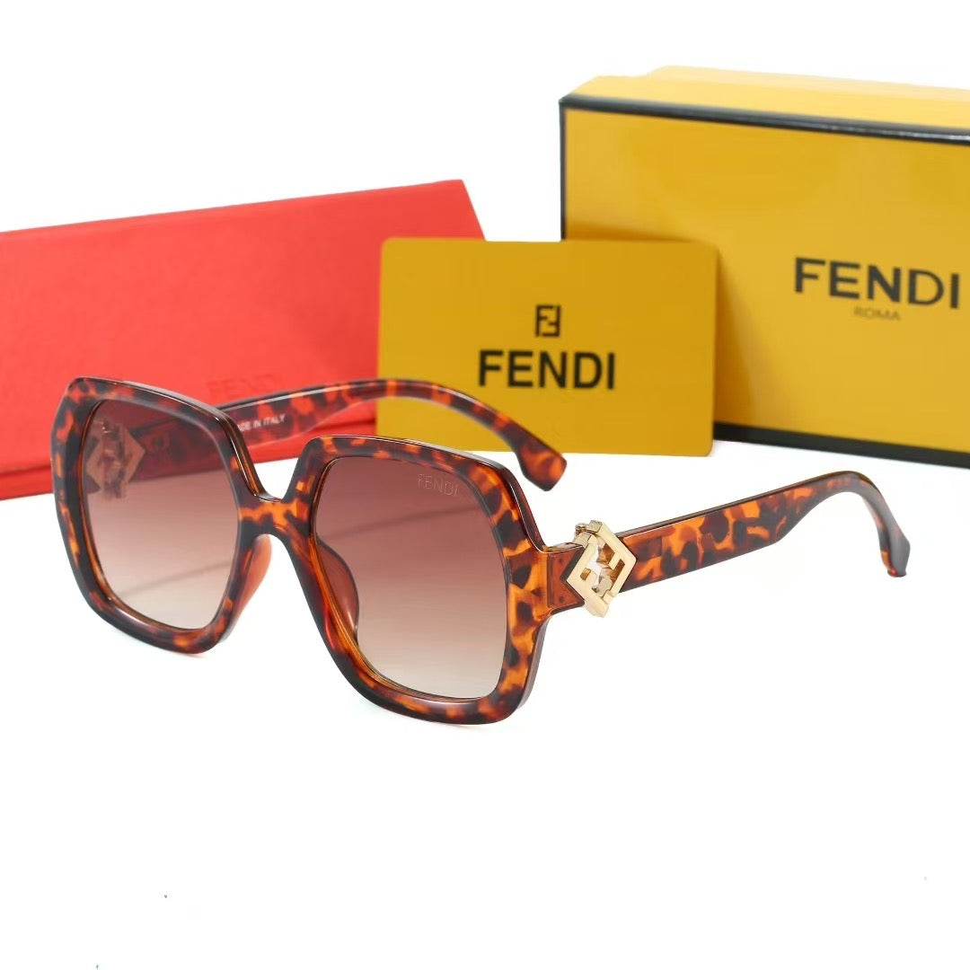 285RF8TDE Stylish Sunglasses