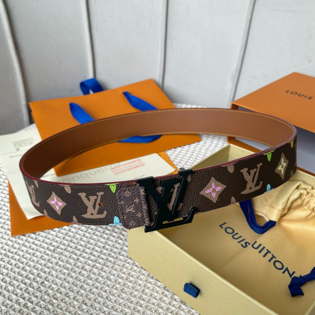 14E47PDE Stylish  High quality belt With full package