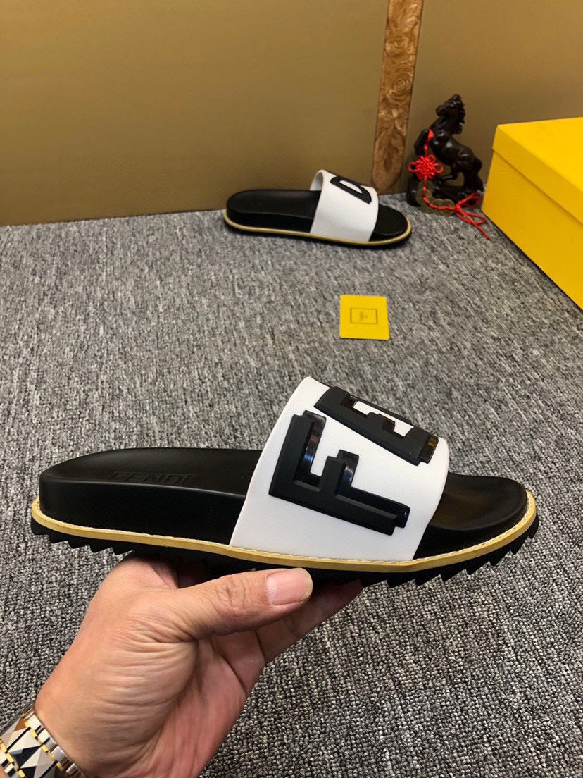 5XF106ZDE Stylish Slippers