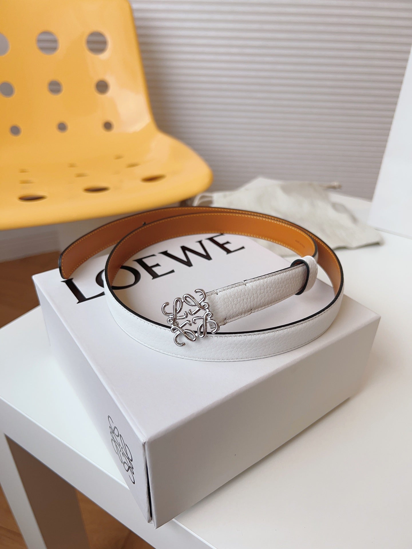 155RA227PDE Stylish  High quality belt With full package