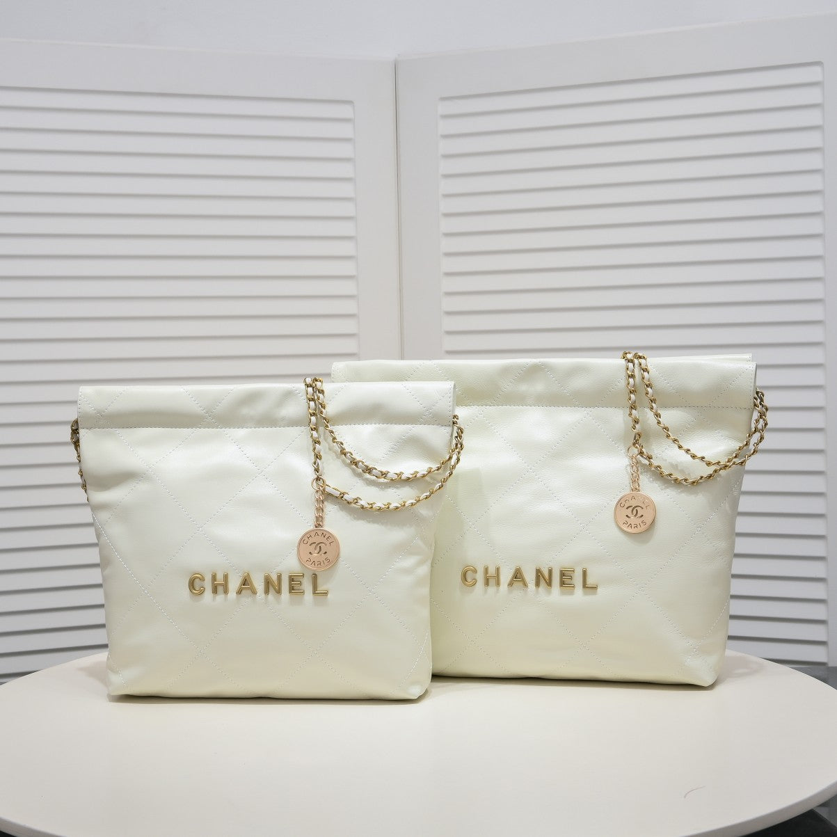 1XC70BDE Stylish leather bag 