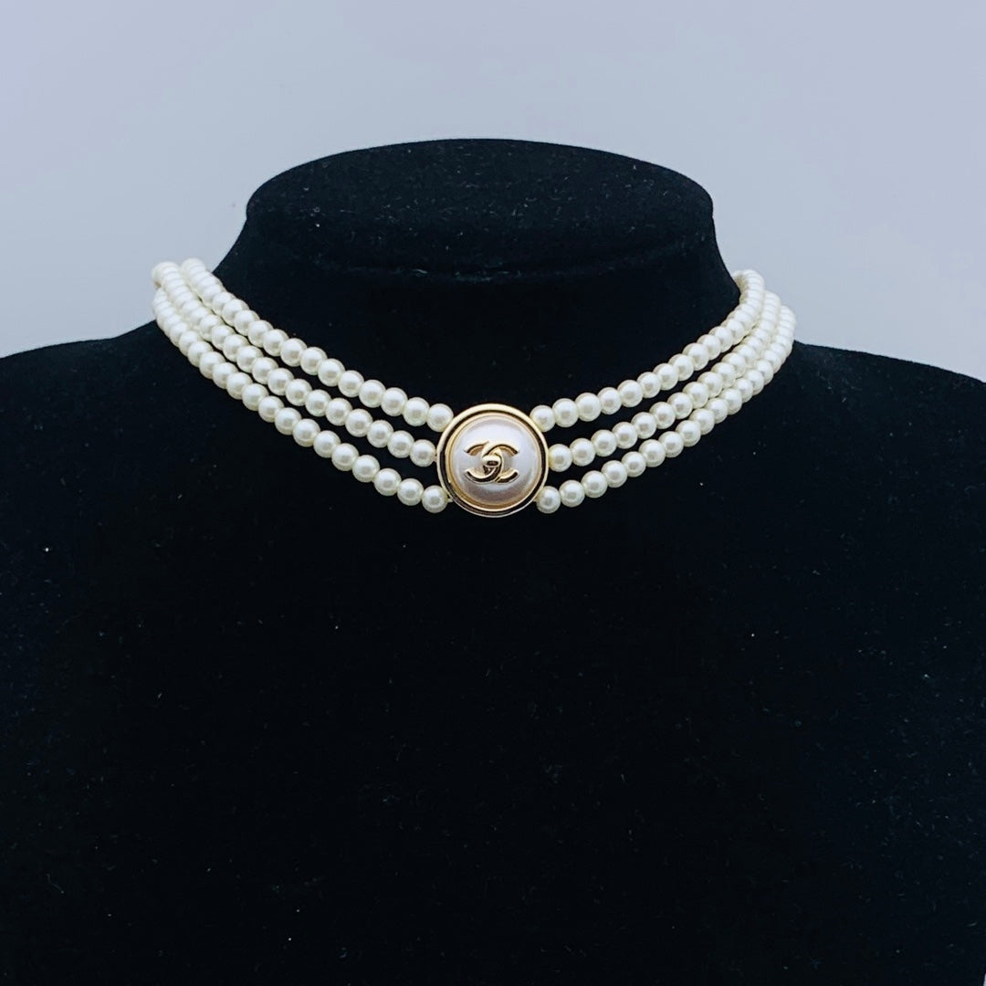 84C7XDE Stylish  Earrings  Necklaces