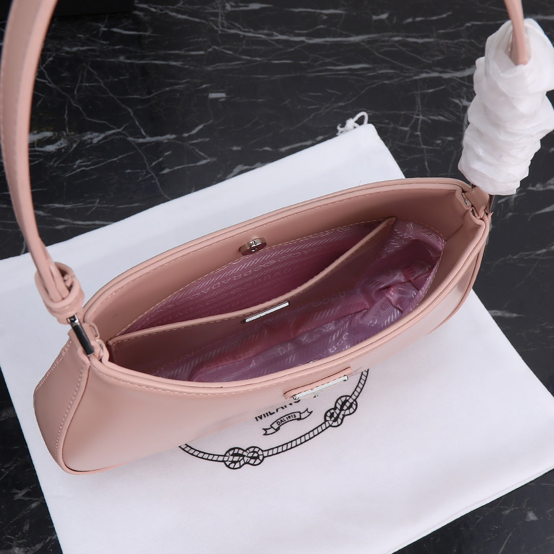 2XPD129BDE Stylish leather bag 