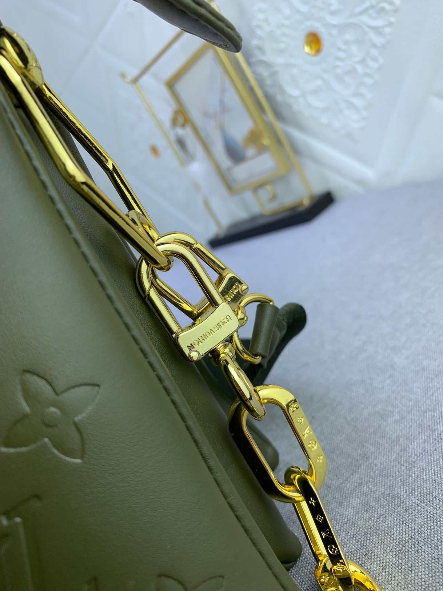 2XE40BDE Stylish leather bag 