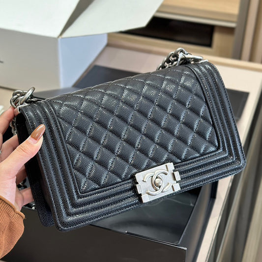 6XC138BDE Stylish leather bag 