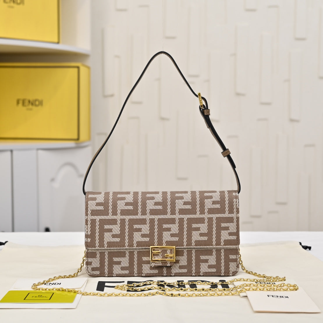 15RF10BDE Stylish Pobag
