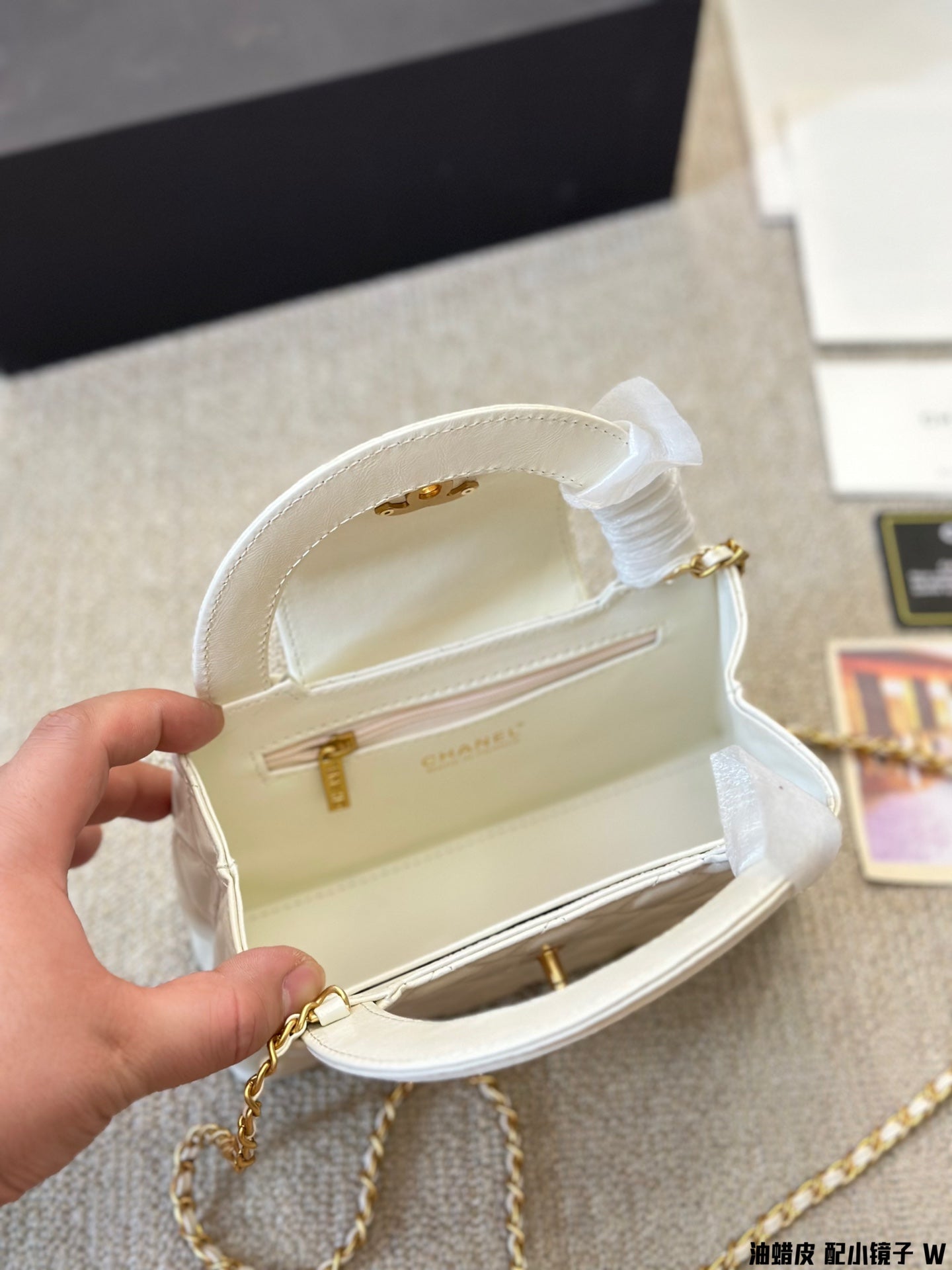 6XC422BDE Stylish leather bag