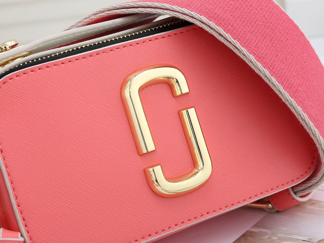 1XA31BDE Stylish leather bag 