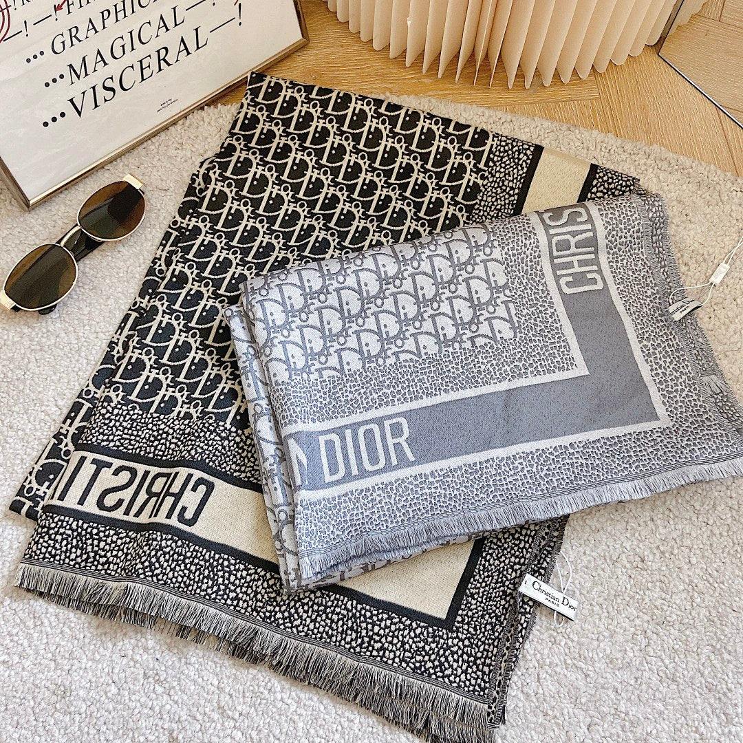 185ZD45WDE Stylish Winter Scarves