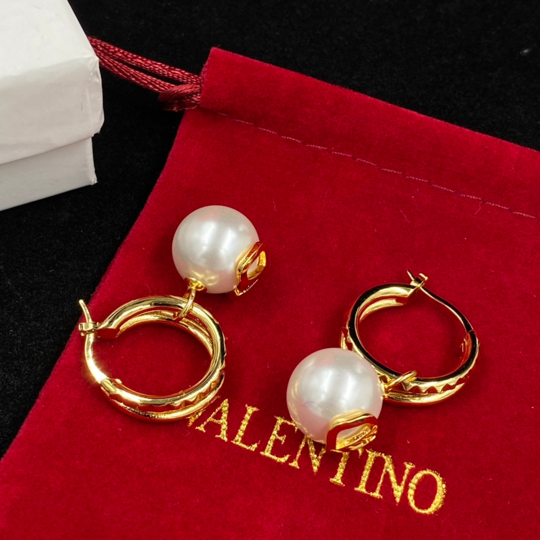 1YVL291EDE Stylish Earrings