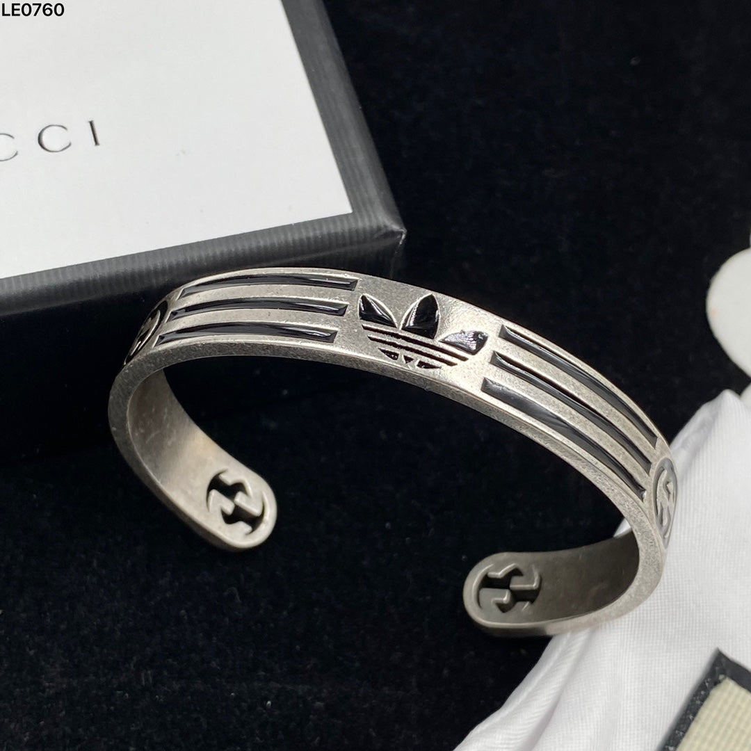 1XB354KDE Stylish Bracelets