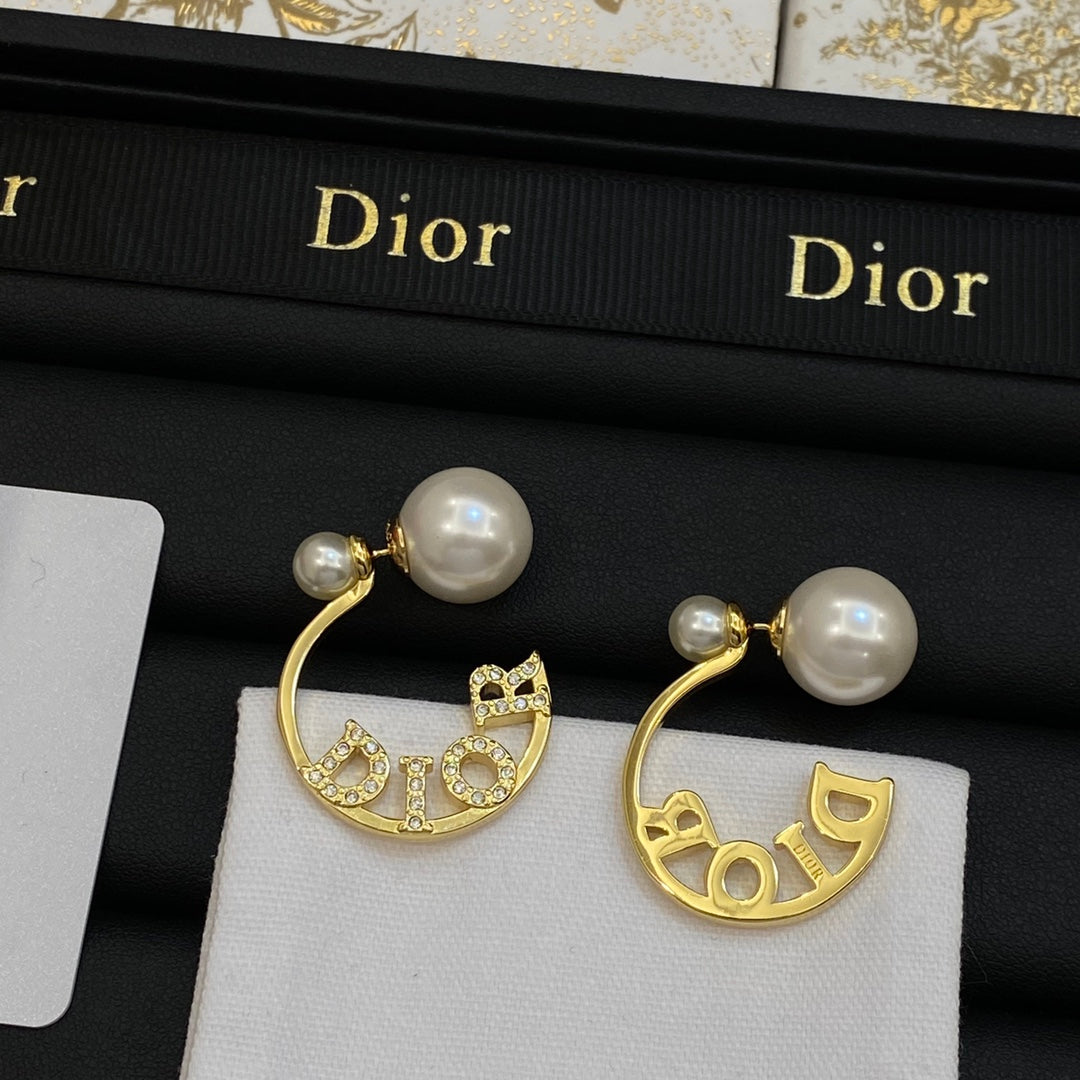14D453EDE Stylish Earrings