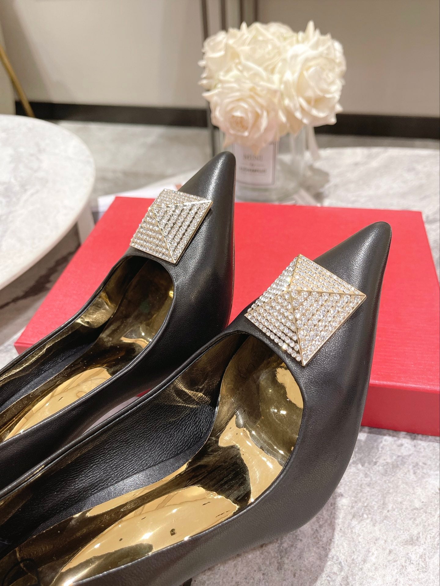 1WVL263ZDE Stylish sandals High heels