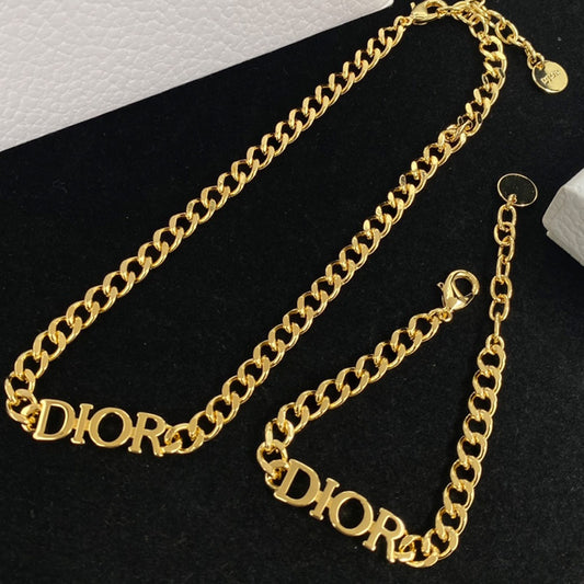 1ND7XDE Stylish  necklace bracelet
