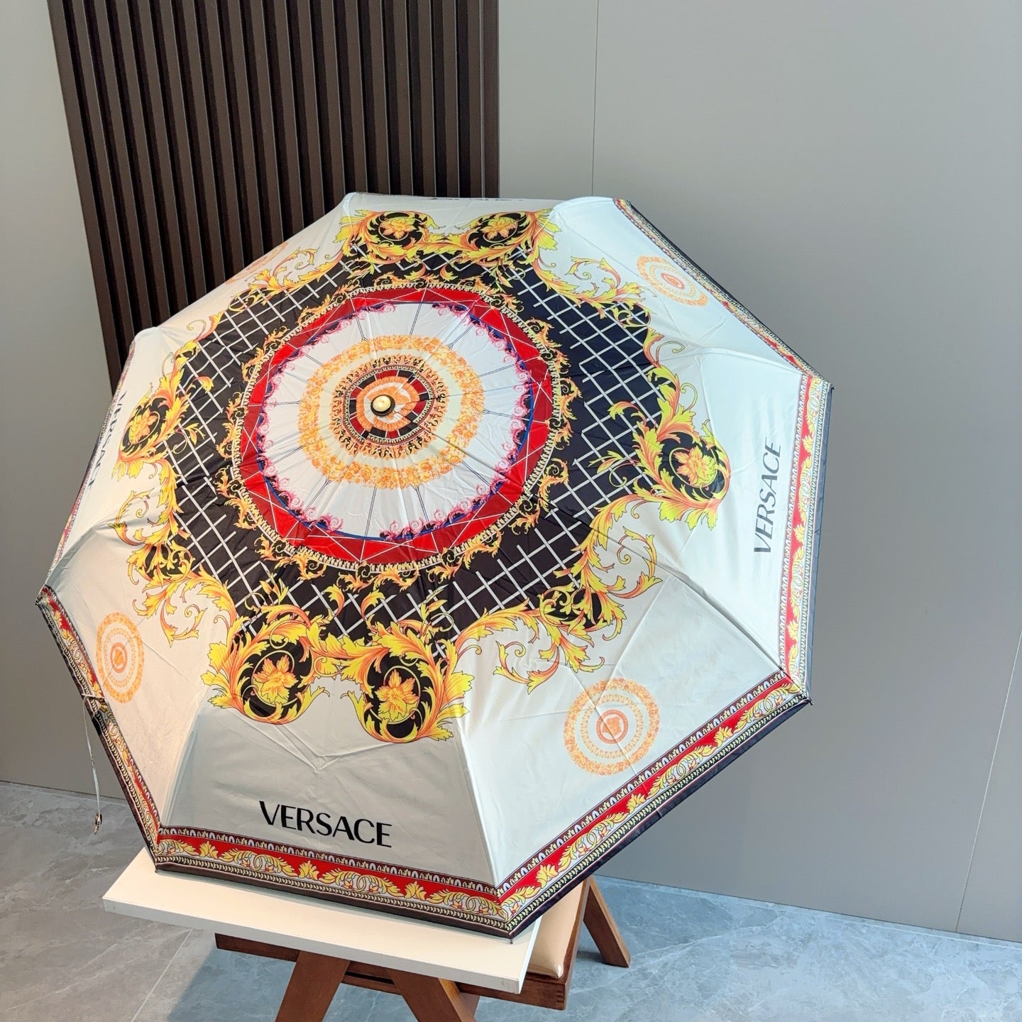 15RV83SDE Stylish UV resistant umbrella