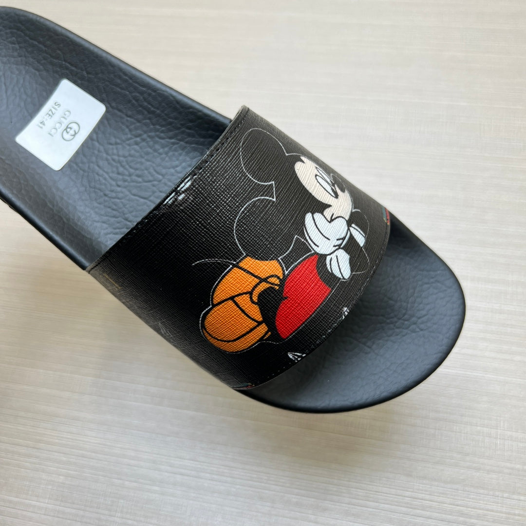 5WB239ZDE Stylish Slippers