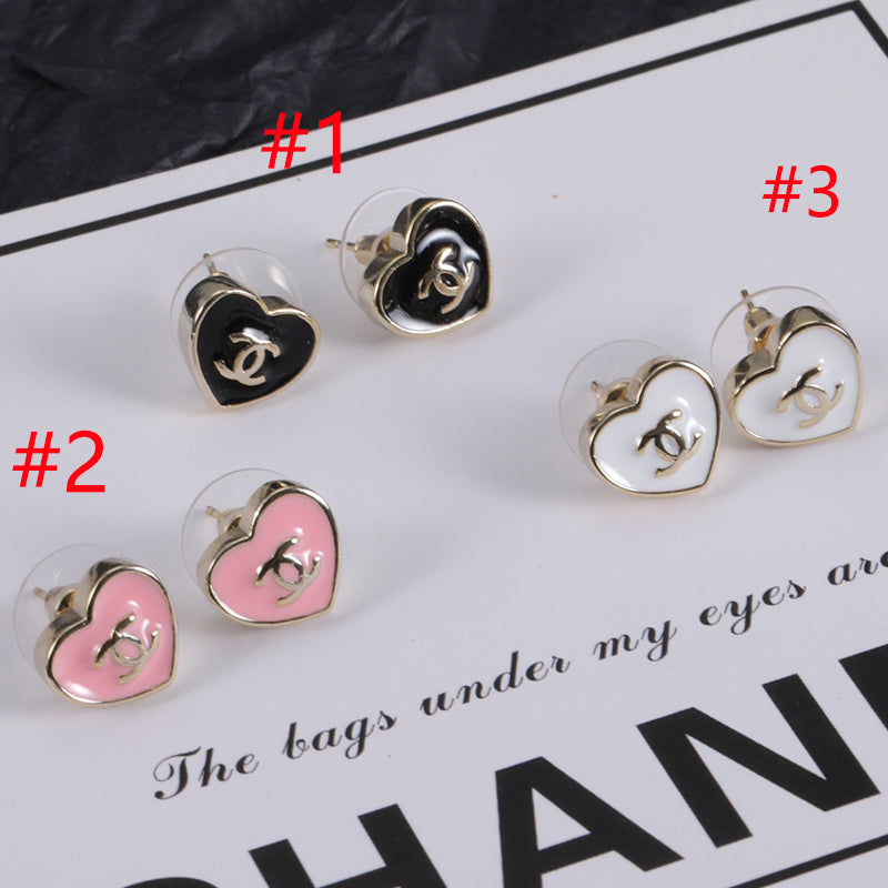 14C541EDE Stylish Earrings