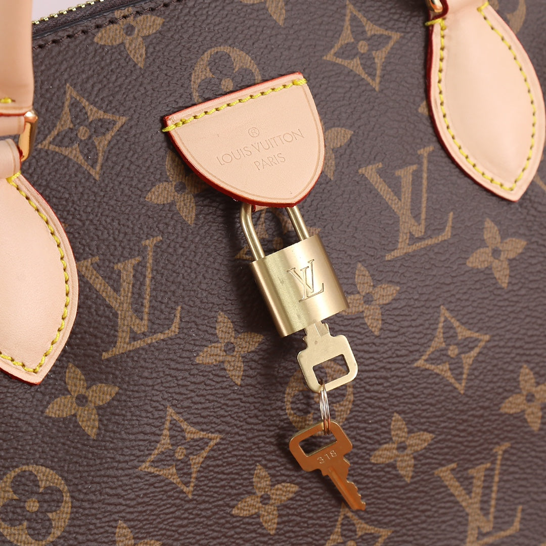 2XE126BDE Stylish leather bag 